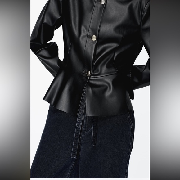 NEW ZARA Faux Vegan Leather Peplum Blazer Long Sleeve Jacket - Picture 7 of 9